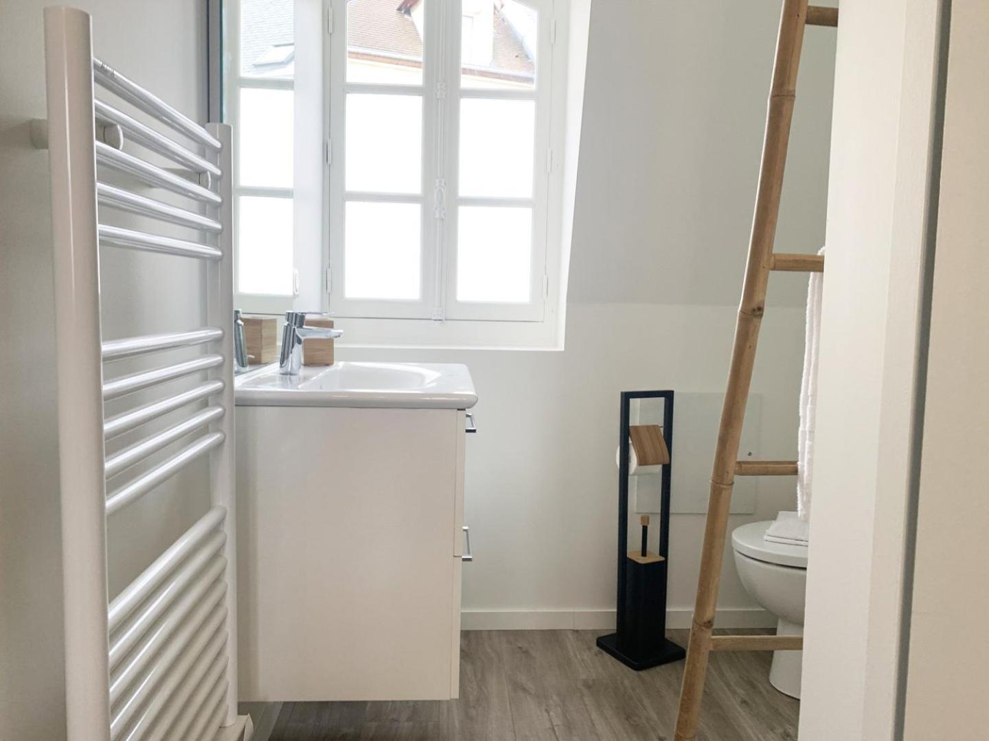 Klimt - Parking - Independent Entrance Apartment Chartres Luaran gambar